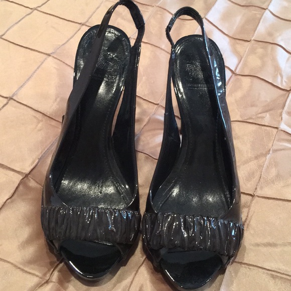Burberry patent leather dark brown shoes - Picture 1 of 8